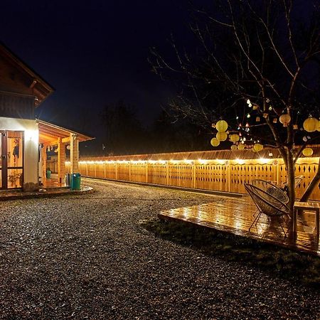 Gradina Lu' Ion "A Home Away From Home" (Adults Only) Vişeu de Sus Exteriér fotografie
